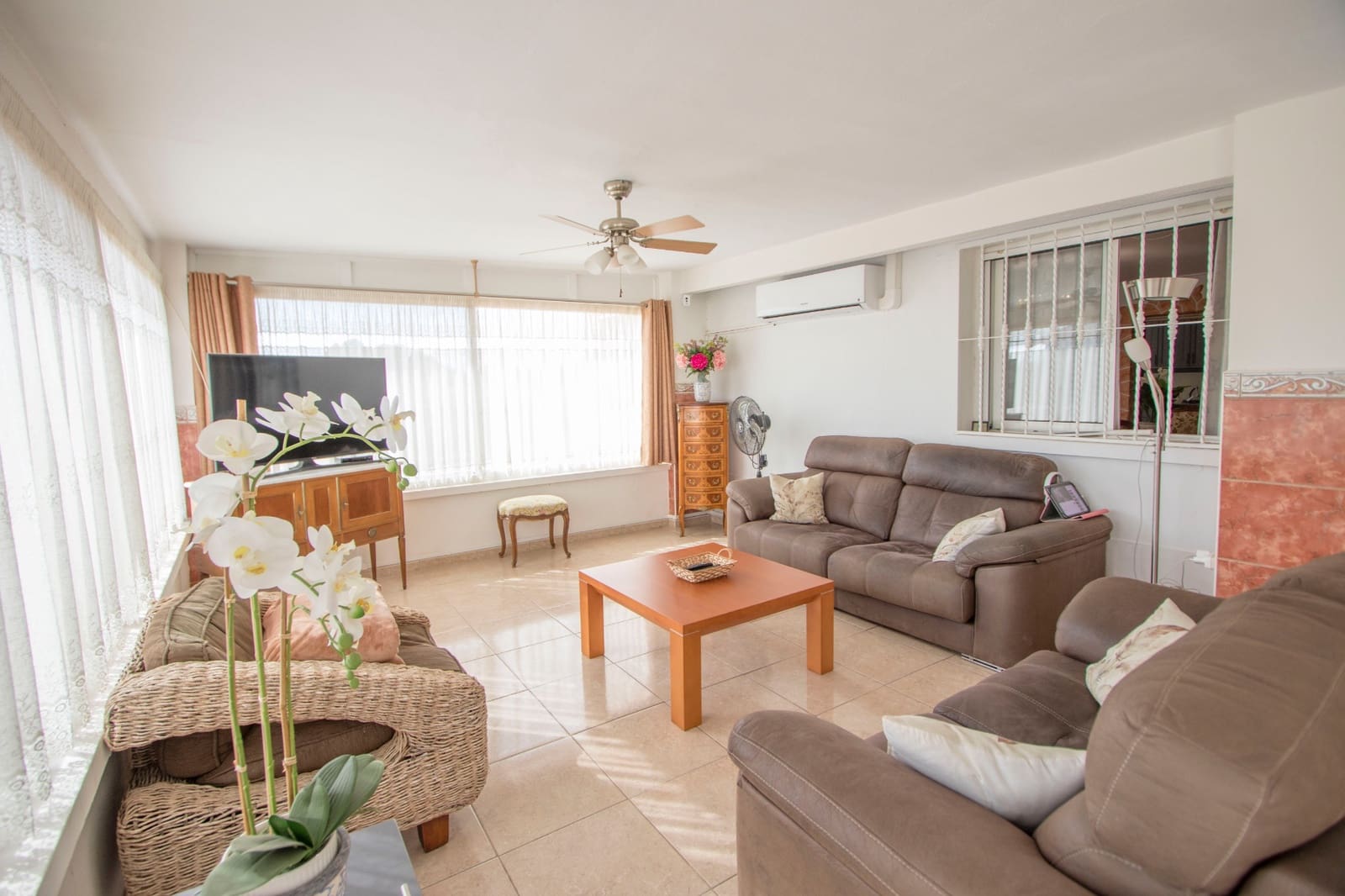 4 bedroom Finca/Country House for sale in Crevillente / Crevillent with pool garage - € 350,000 (Ref: 9479301)