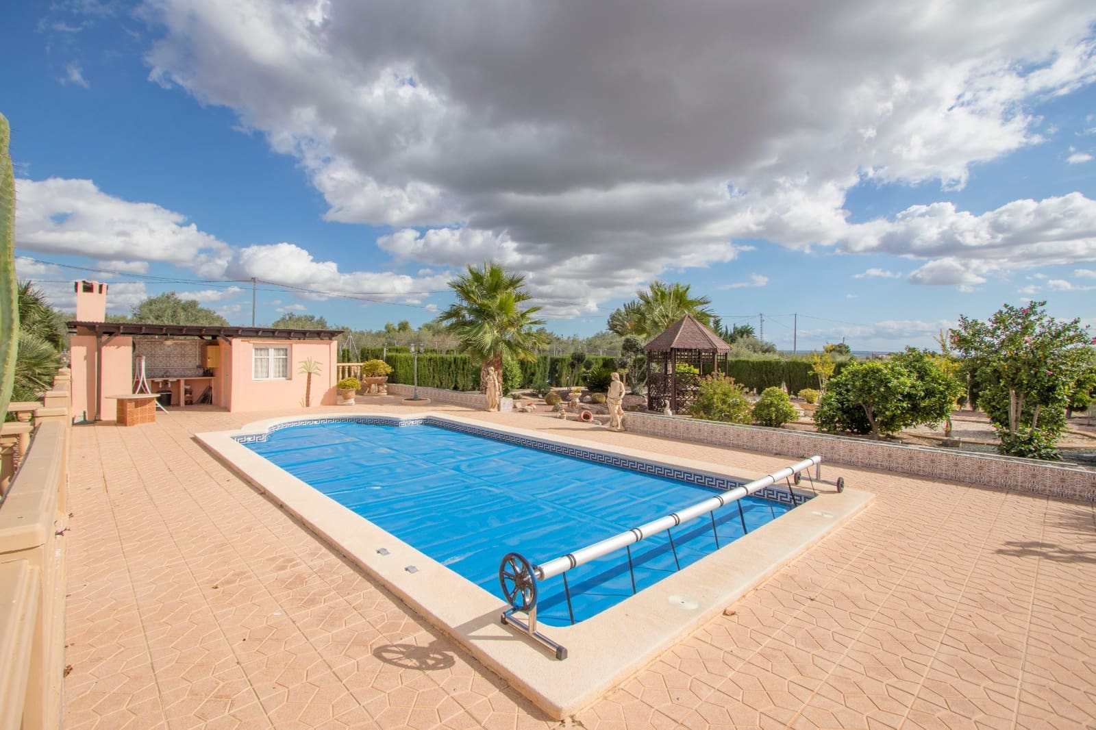 4 bedroom Finca/Country House for sale in Crevillente / Crevillent with pool garage - € 350,000 (Ref: 9479301)