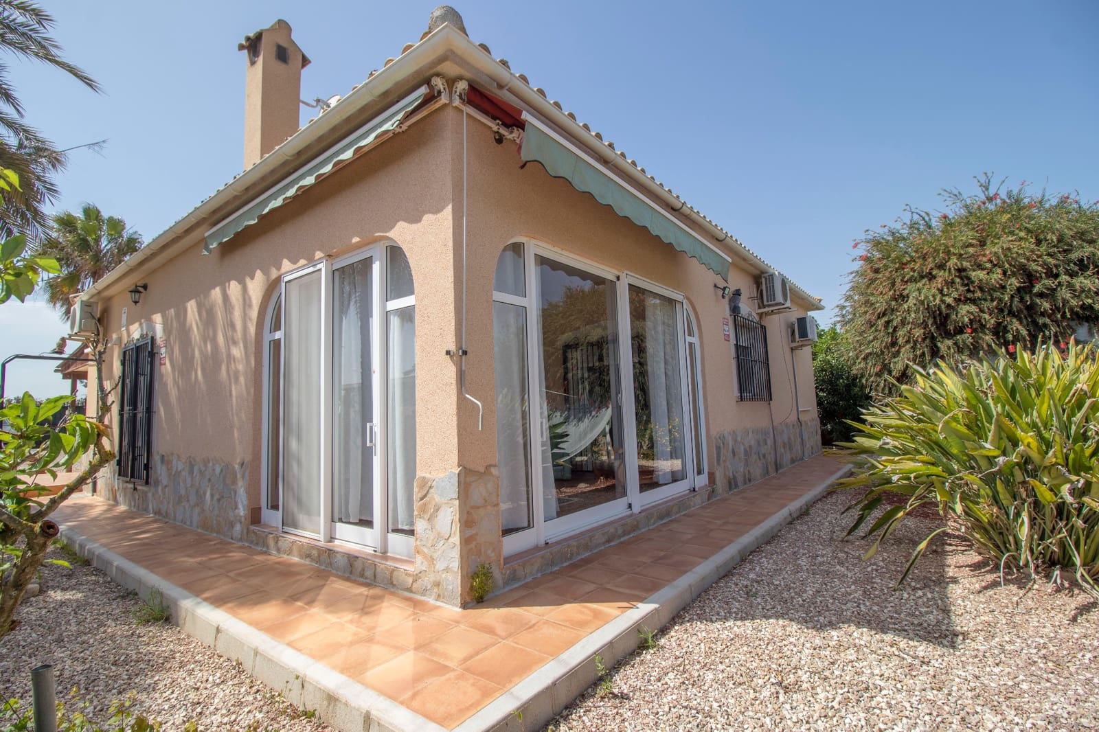 3 bedroom Finca/Country House for sale in Albatera with pool - € 299,995 (Ref: 9479306)