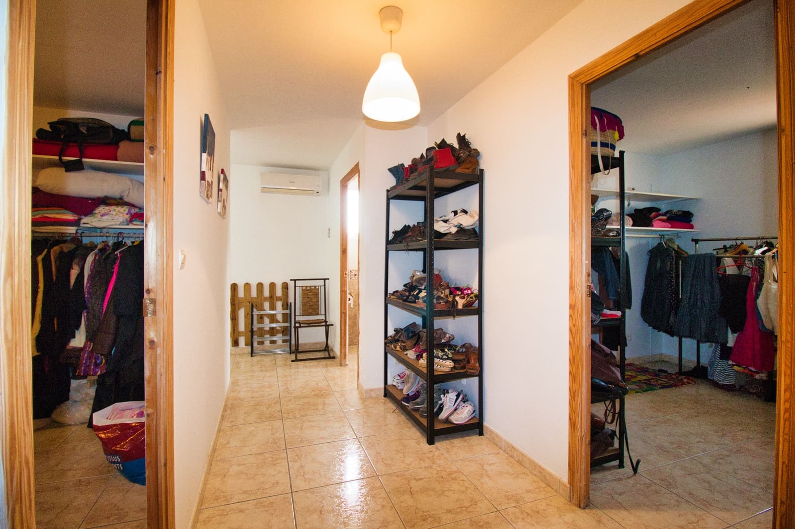 6 soveværelse Finca/Landehus til salg i Alicante by med swimmingpool - € 329.995 (Ref: 9480583)