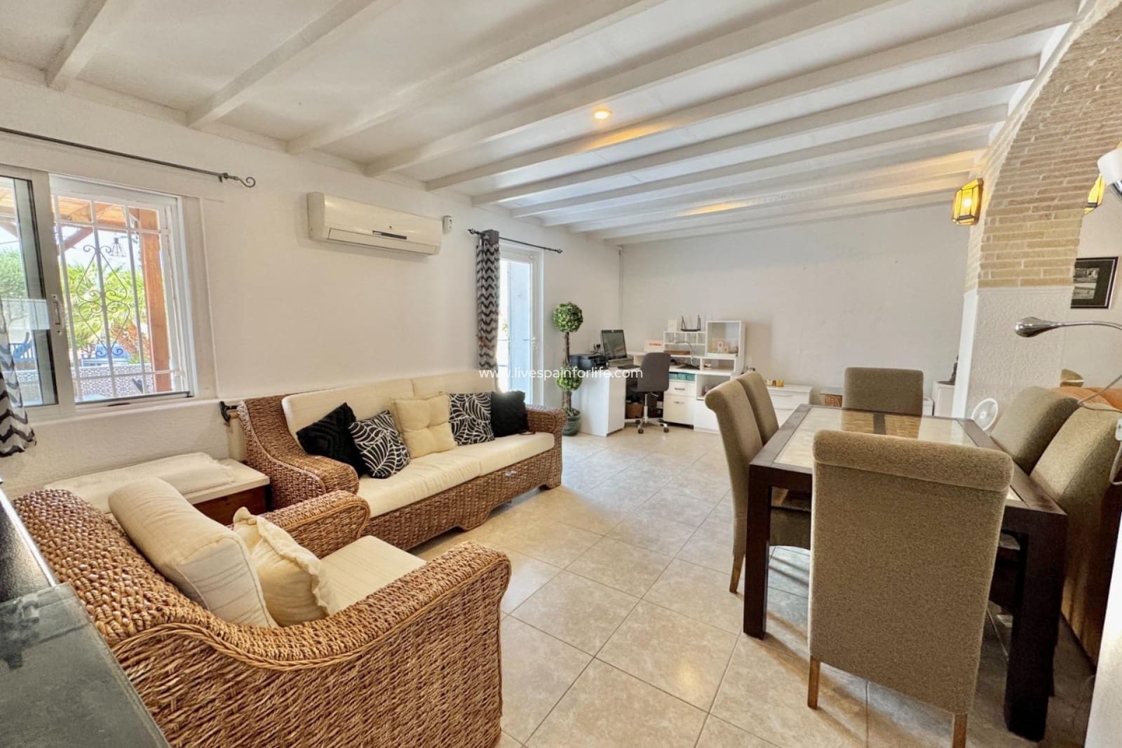 7 sypialnia Finka/Dom wiejski na sprzedaż w Dolores z basenem garażem - 649 000 € (Ref: 9480585)