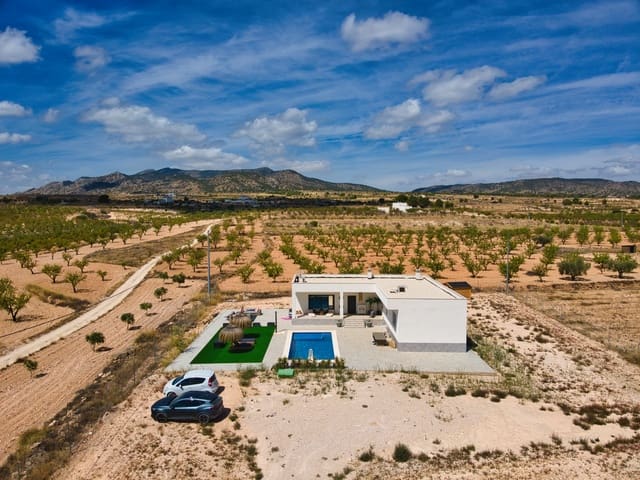 3 Zimmer Finca/Landgut zu verkaufen in Pinoso mit Pool Garage - 425.000 € (Ref: 9481404)