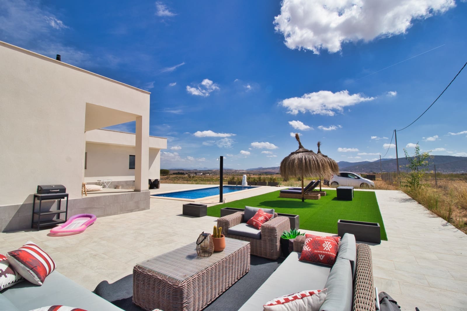 3 Zimmer Finca/Landgut zu verkaufen in Pinoso mit Pool Garage - 425.000 € (Ref: 9481404)