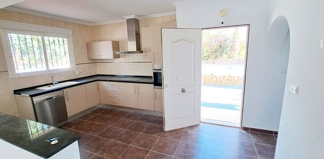 3 slaapkamer Finca/Landhuis te koop in Catral met garage - € 385.000 (Ref: 9481408)