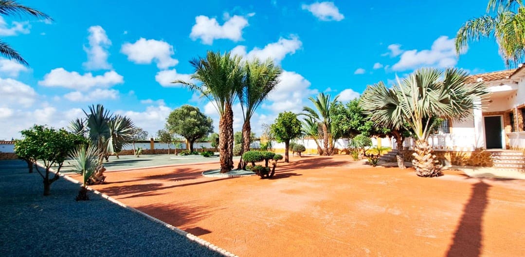 3 bedroom Finca/Country House for sale in Catral with garage - € 385,000 (Ref: 9481408)