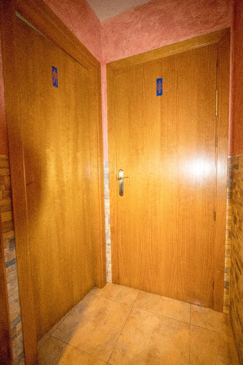 1 bedroom Commercial for sale in Albatera with garage - € 225,000 (Ref: 9488857)