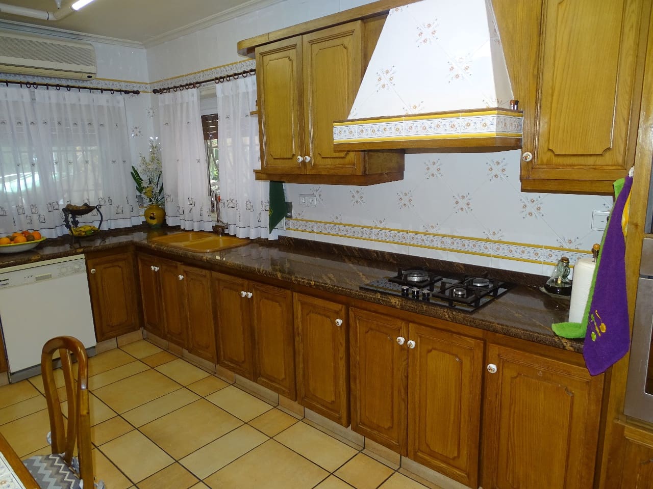 7 soveværelse Finca/Landehus til salg i Santa Pola med swimmingpool garage - € 2.100.000 (Ref: 9489764)