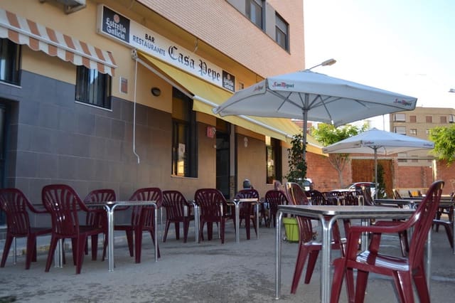 1 bedroom Commercial for sale in Albatera with garage - € 225,000 (Ref: 9489766)