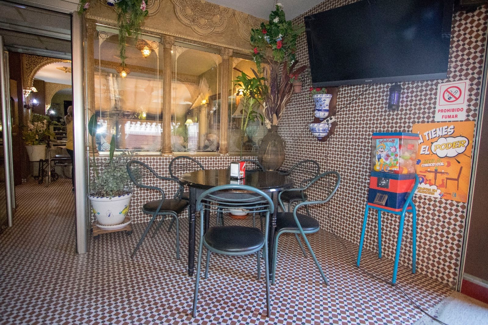 Commercieel te huur in Albatera - € 1.800 (Ref: 9489767)