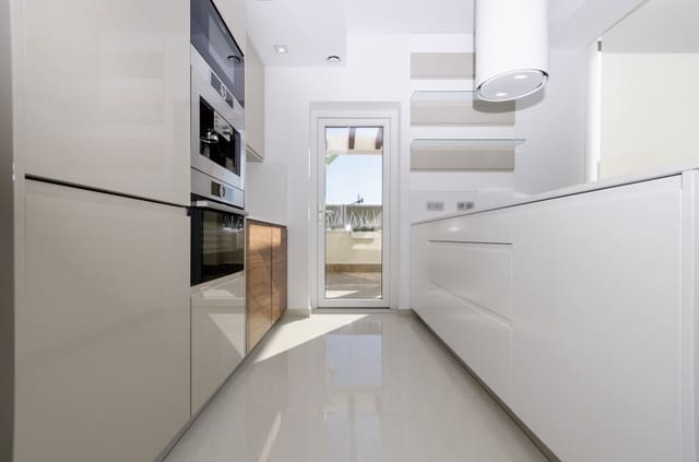 3 chambre Villa/Maison à vendre à Ciudad Quesada, Rojales avec piscine - 650 000 € (Ref: 9489768)