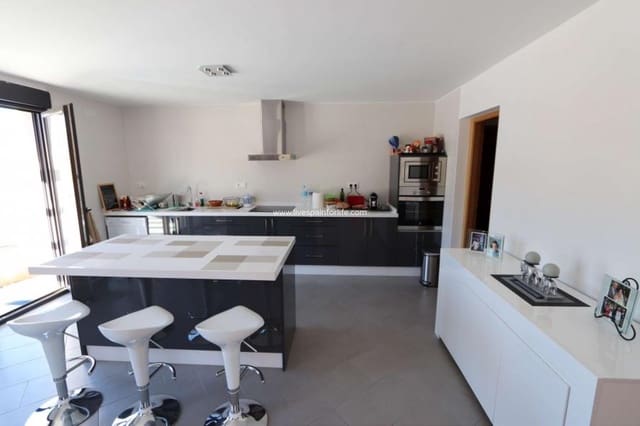 4 camera da letto Villa in vendita in Pinoso con piscina garage - 300.000 € (Rif: 9489771)