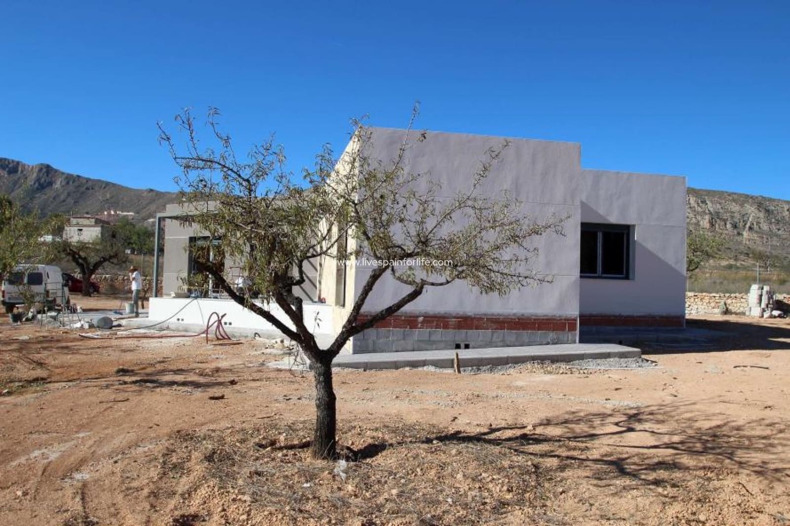 4 bedroom Villa for sale in Hondon de las Nieves with pool garage - € 350,000 (Ref: 9489772)