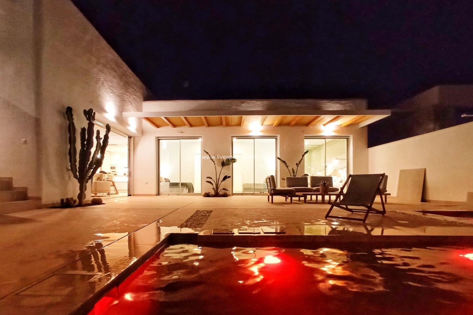 3 bedroom Villa for sale in Benijofar with pool garage - € 459,900 (Ref: 9492735)