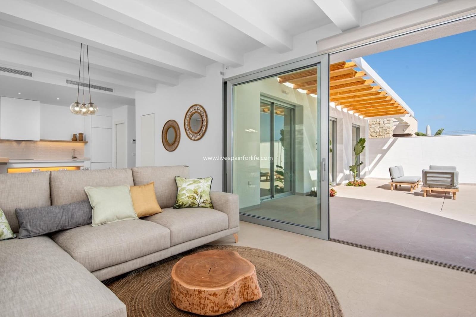 3 bedroom Villa for sale in Benijofar with pool garage - € 459,900 (Ref: 9492736)