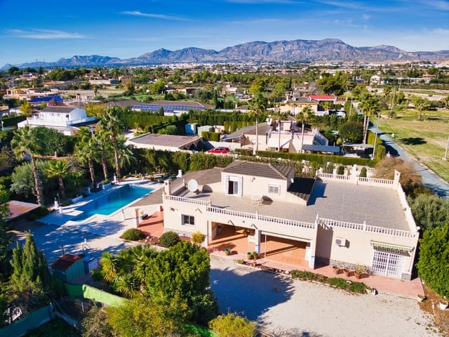 5 bedroom Finca/Country House for sale in Matola, Elche / Elx with pool garage - € 340,000 (Ref: 9499820)