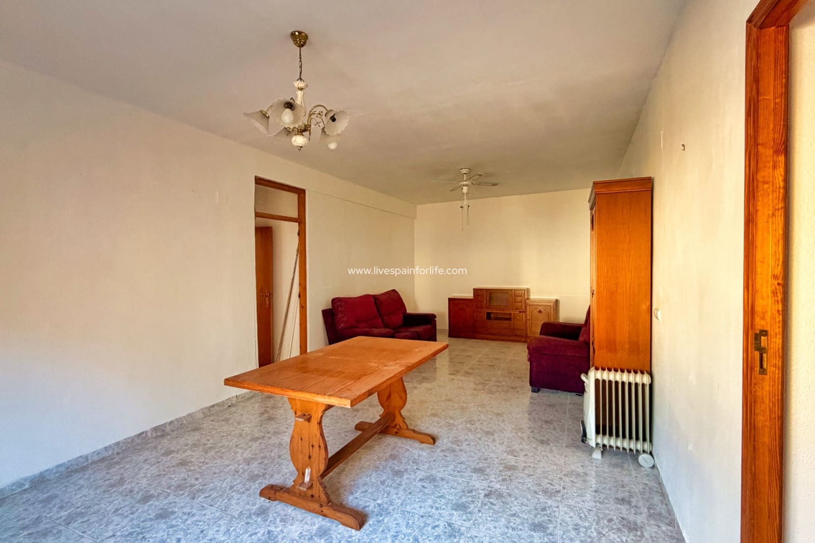 5 bedroom Finca/Country House for sale in Matola with pool garage - € 299,000 (Ref: 9503007)