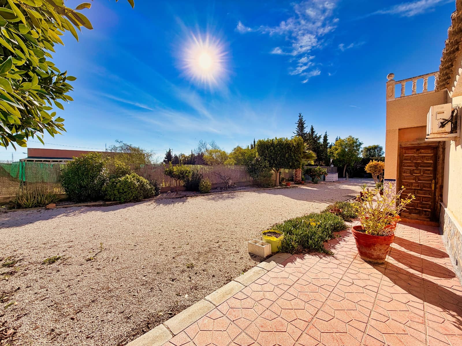 5 sypialnia Finka/Dom wiejski na sprzedaż w Elche / Elx z basenem garażem - 340 000 € (Ref: 9503009)