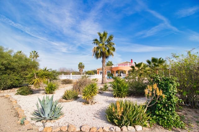 3 chambre Finca/Maison de Campagne à vendre à Catral avec piscine garage - 399 000 € (Ref: 9506415)