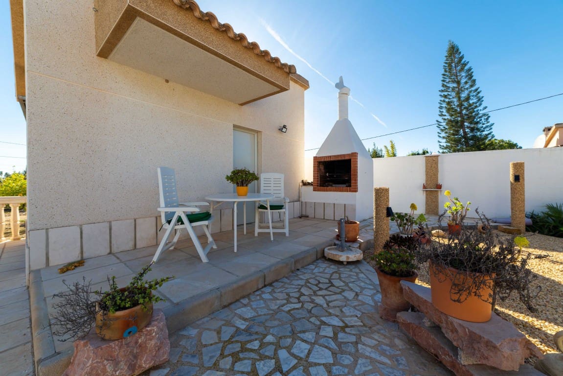 3 soverom Finca/Herregård til salgs i Alicante by med svømmebasseng - € 330 000 (Ref: 9506558)