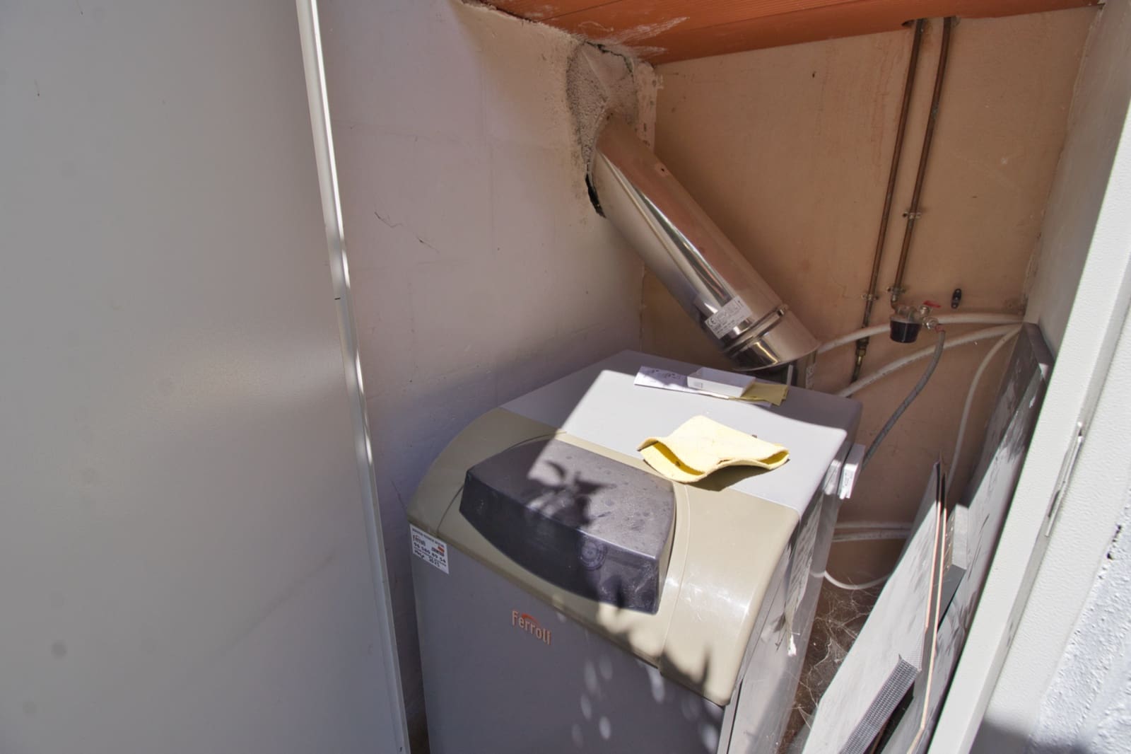 5 slaapkamer Finca/Landhuis te koop in Pinoso met zwembad - € 395.000 (Ref: 9511123)