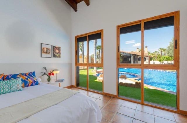 7 chambre Finca/Maison de Campagne à vendre à Catral avec piscine garage - 787 500 € (Ref: 9522821)