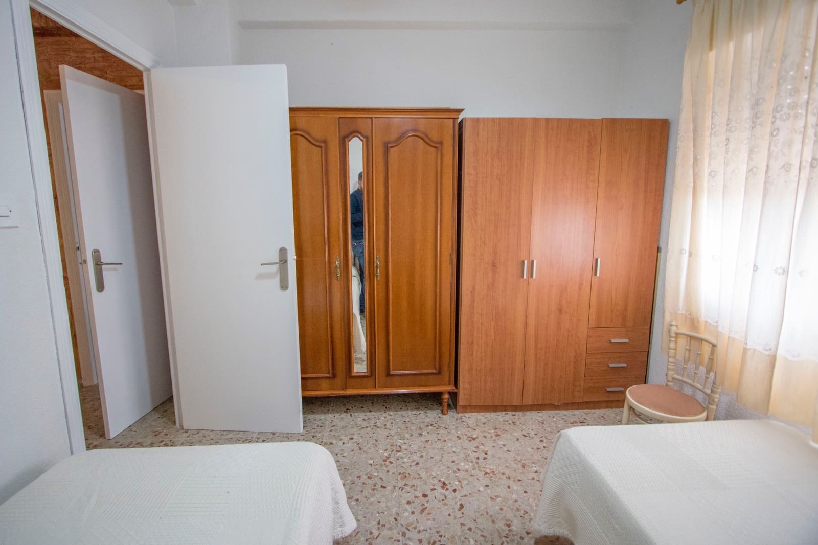 4 sypialnia Finka/Dom wiejski na sprzedaż w Miasto Alicante / Alacant z basenem garażem - 367 500 € (Ref: 9525066)