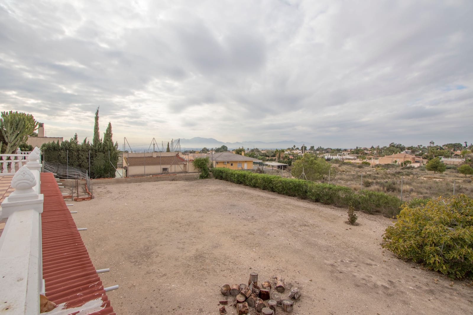 4 bedroom Finca/Country House for sale in Albatera with pool garage - € 367,500 (Ref: 9525067)