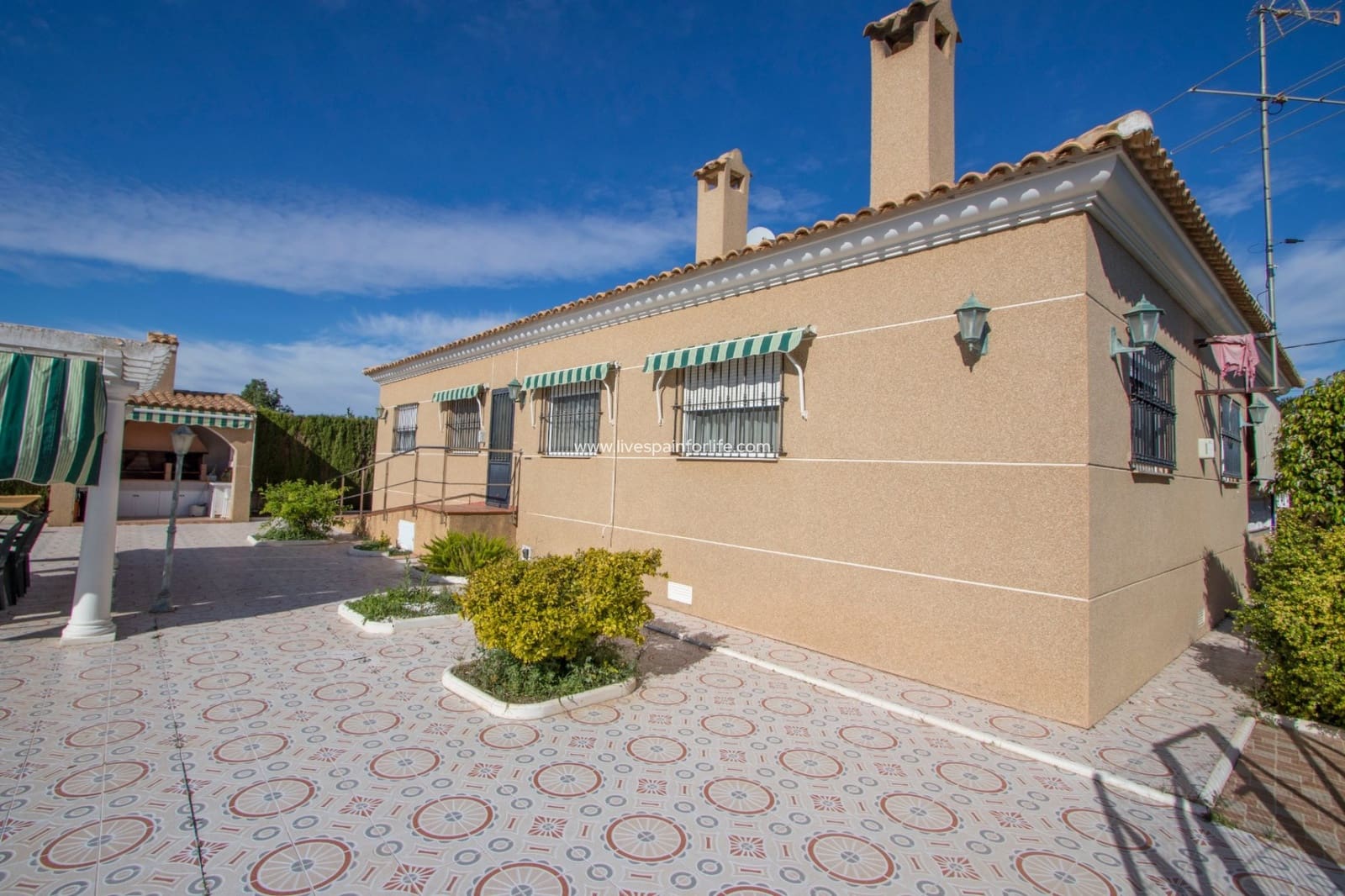 4 bedroom Finca/Country House for sale in Albatera with pool - € 450,000 (Ref: 9528745)