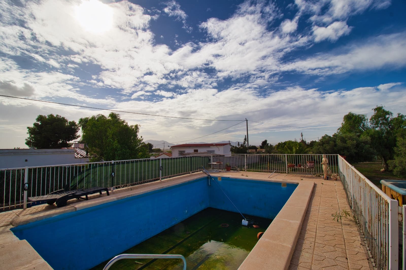 3 sovrum Finca/Hus på landet till salu i Alicante stad med pool garage - 190 000 € (Ref: 9528757)