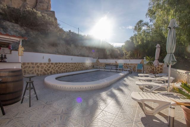 5 sovrum Finca/Hus på landet till salu i Alicante stad med pool garage - 245 000 € (Ref: 9528759)