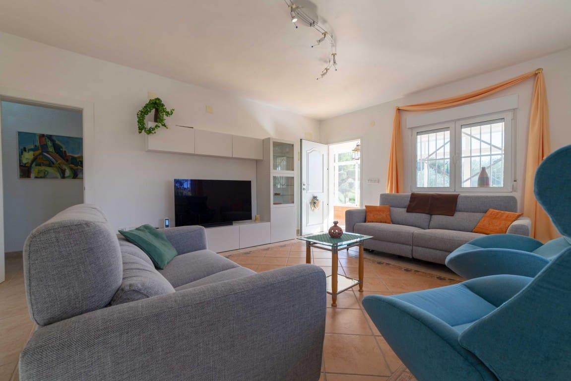 3 sypialnia Finka/Dom wiejski na sprzedaż w Albatera z basenem - 330 000 € (Ref: 9528865)