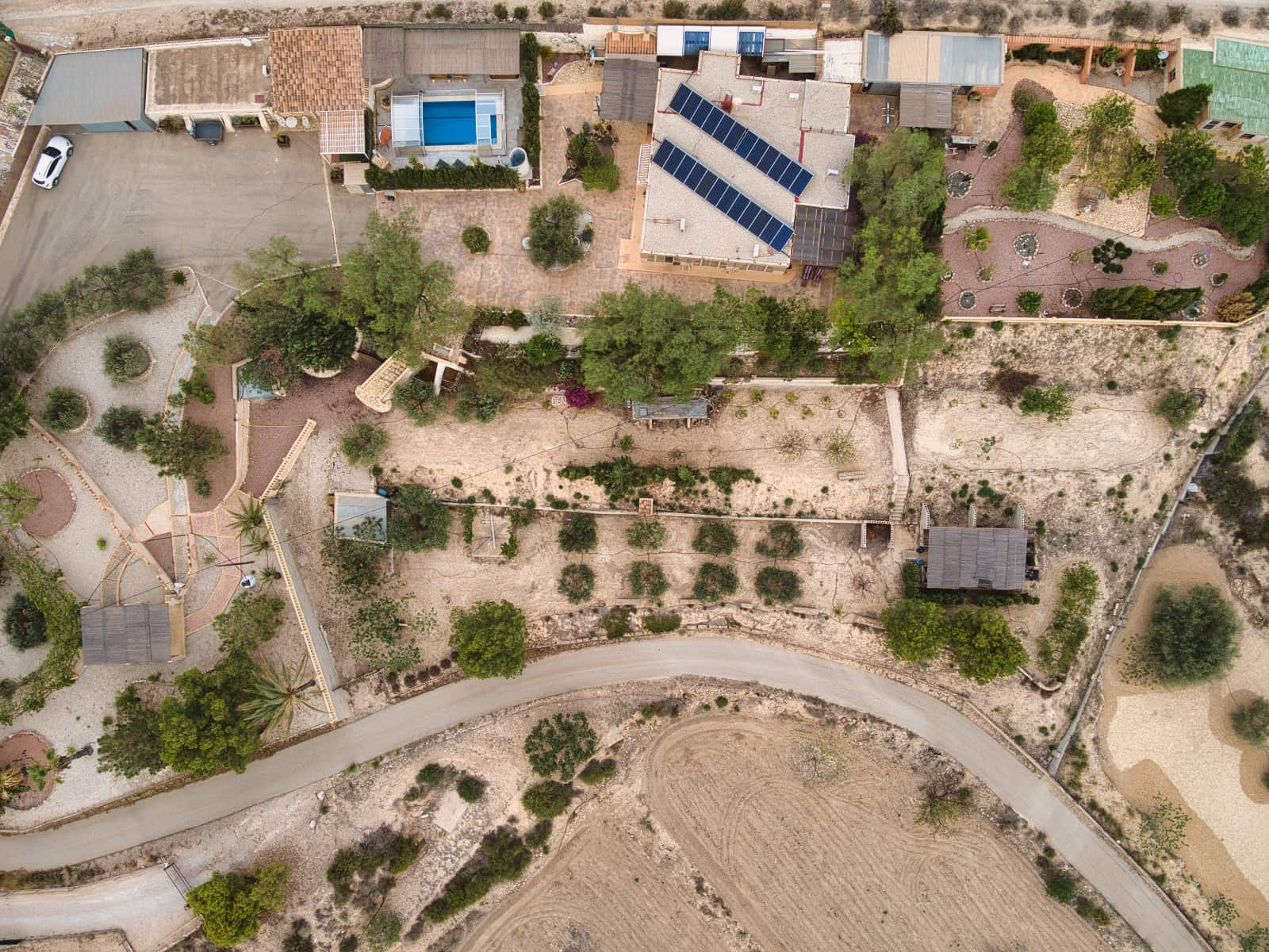 Finca/Casa Rural de 5 habitaciones en Crevillente / Crevillent en venta con piscina garaje - 419.000 € (Ref: 9537697)