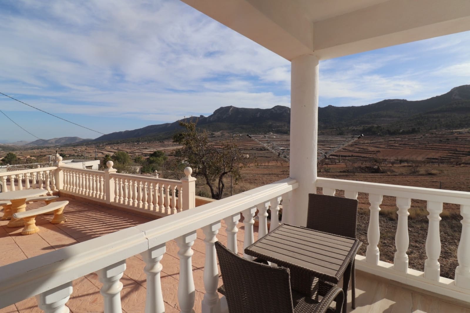 4 soveværelse Finca/Landehus til salg i La Romana med swimmingpool - € 379.000 (Ref: 9542210)