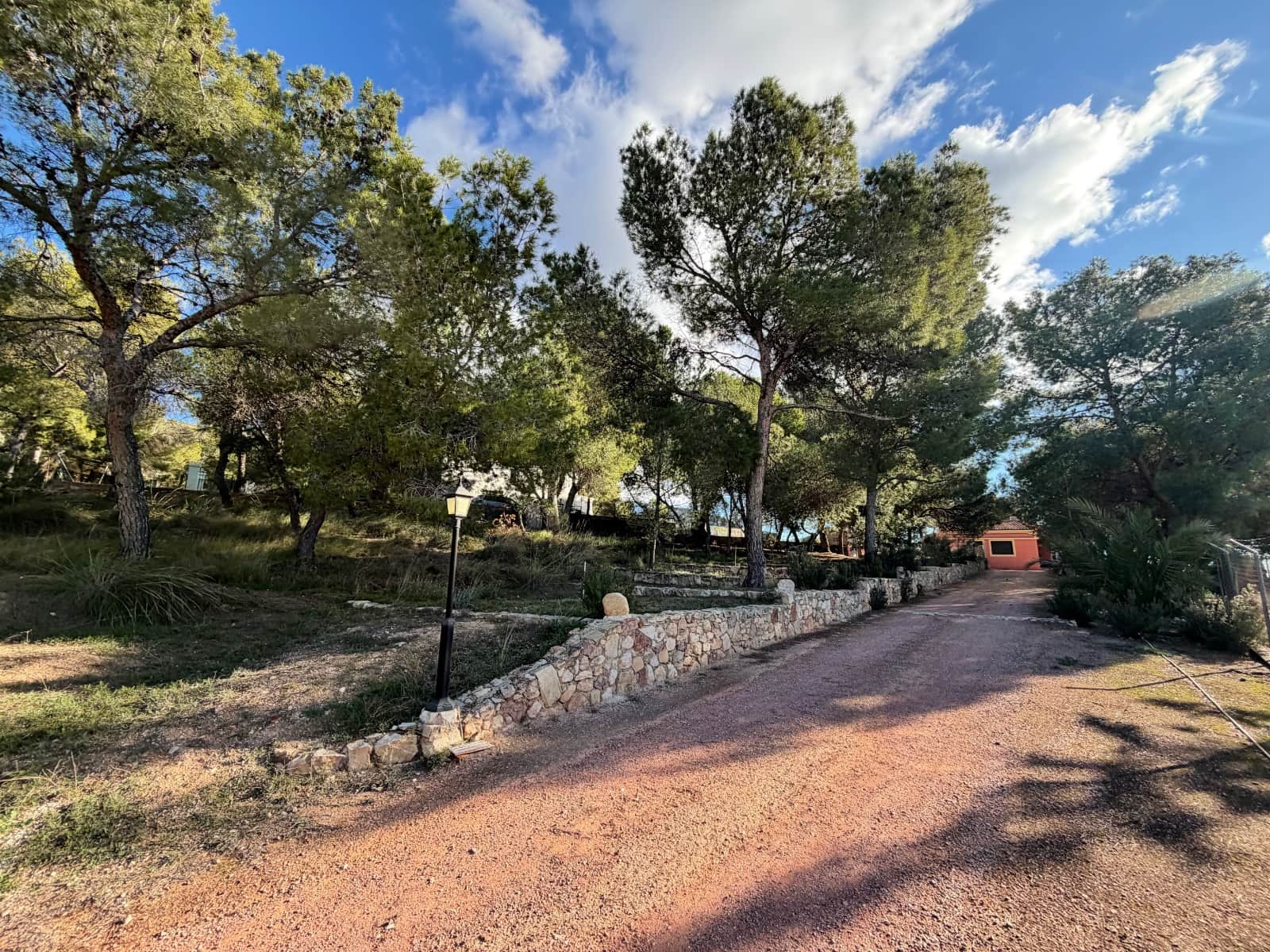 3 soverom Finca/Herregård til salgs i La Romana med svømmebasseng garasje - € 280 000 (Ref: 9542466)