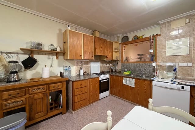 Finca/Casa Rural de 3 habitaciones en La Romana en venta con piscina garaje - 280.000 € (Ref: 9542466)