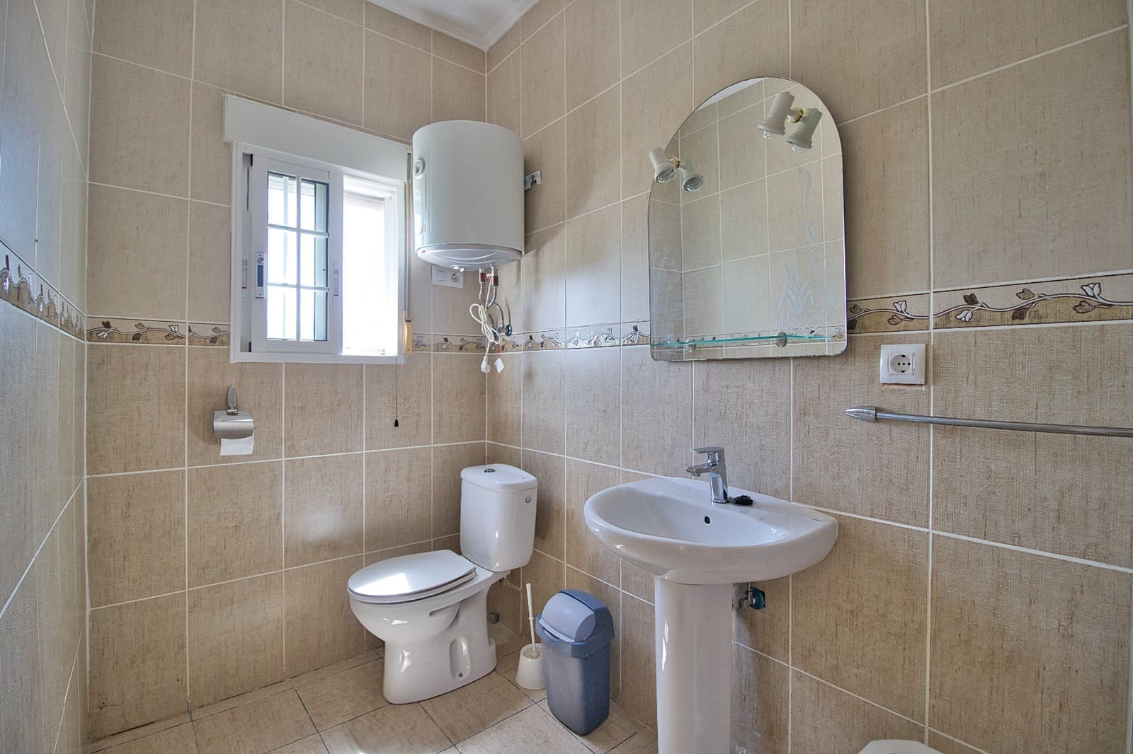 5 chambre Finca/Maison de Campagne à vendre à Alicante ville avec piscine - 399 000 € (Ref: 9544451)