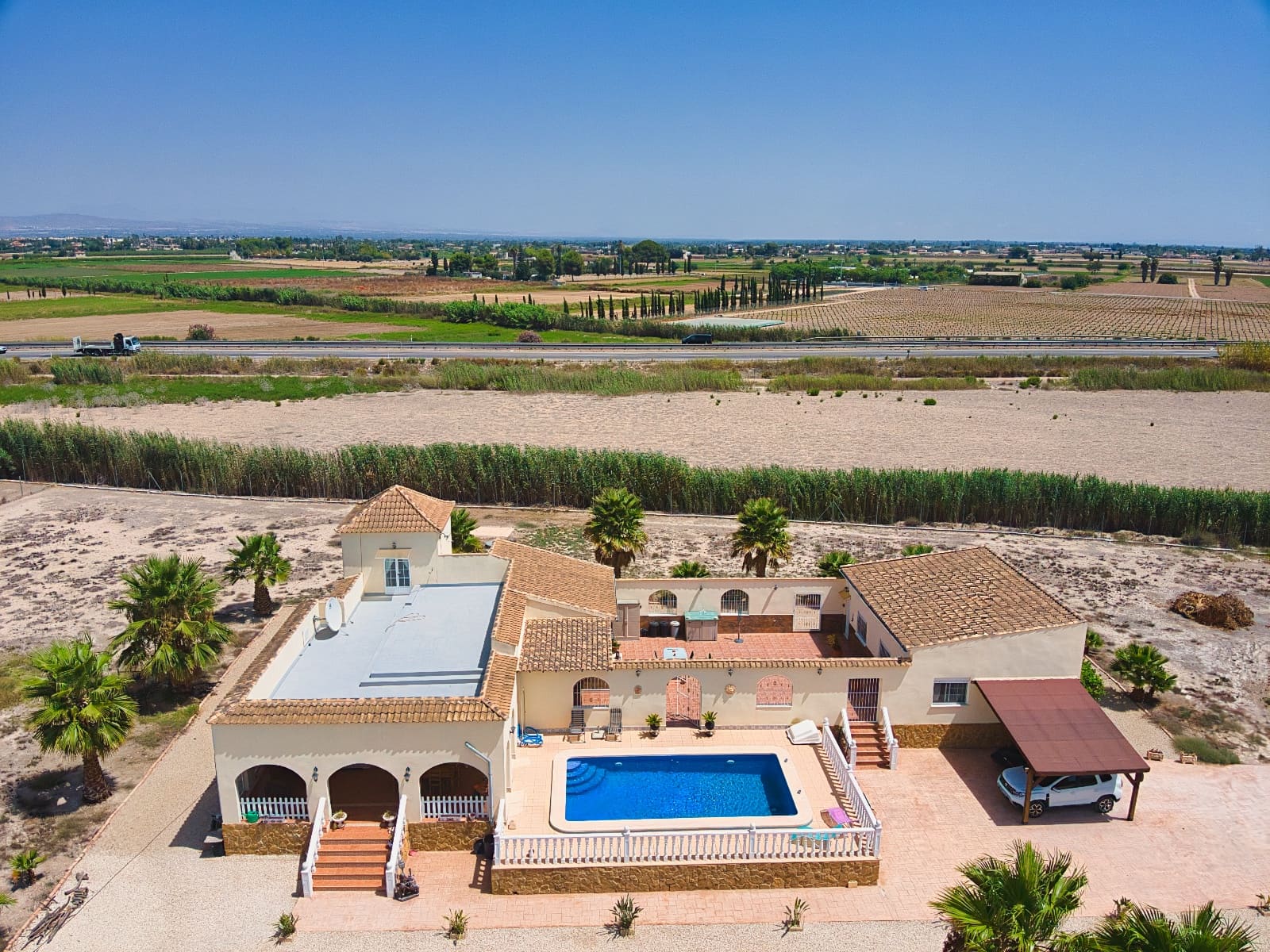 5 chambre Finca/Maison de Campagne à vendre à Alicante ville avec piscine - 399 000 € (Ref: 9544451)