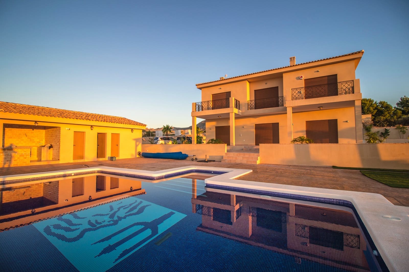 3 bedroom Finca/Country House for sale in Alicante / Alacant city with pool - € 385,000 (Ref: 9544454)