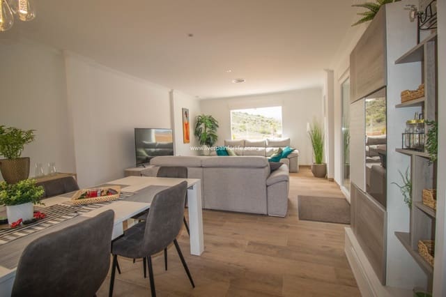 3 camera da letto Finca/Casa di Campagna in vendita in La Canalosa, Hondón de las Nieves con piscina garage - 385.000 € (Rif: 9544455)