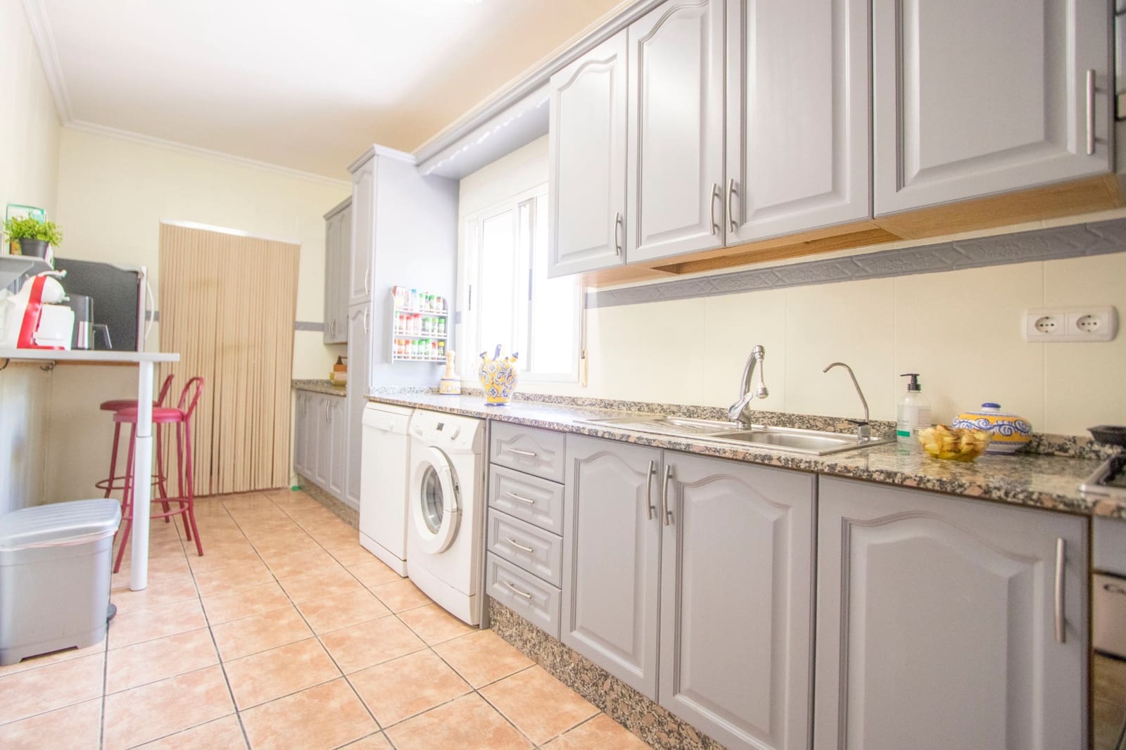 Finca/Casa Rural de 4 habitaciones en Alicante / Alacant ciudad en venta con piscina garaje - 350.000 € (Ref: 9546919)