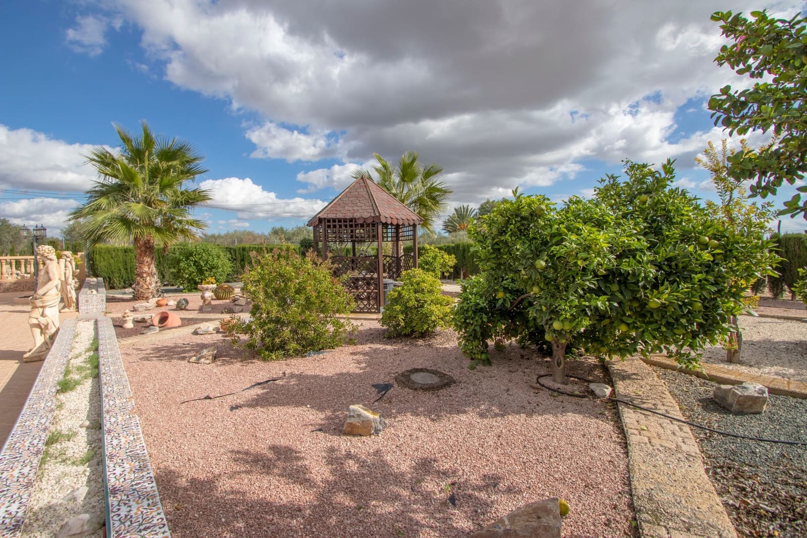 Finca/Casa Rural de 4 habitaciones en Alicante / Alacant ciudad en venta con piscina garaje - 350.000 € (Ref: 9546919)