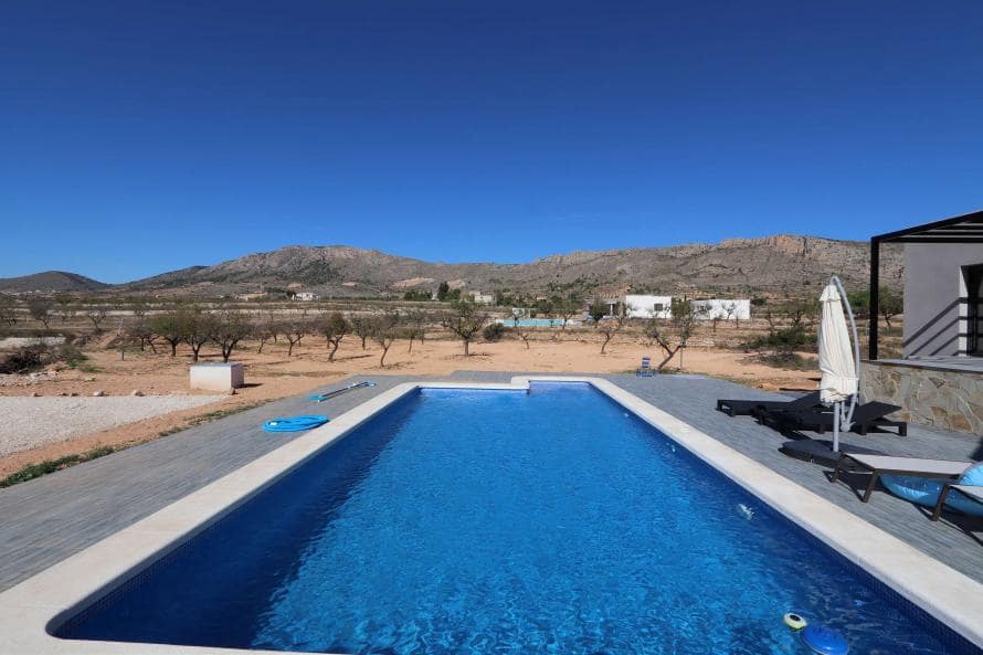 4 sypialnia Willa na sprzedaż w Elche / Elx z basenem - 350 000 € (Ref: 9546936)