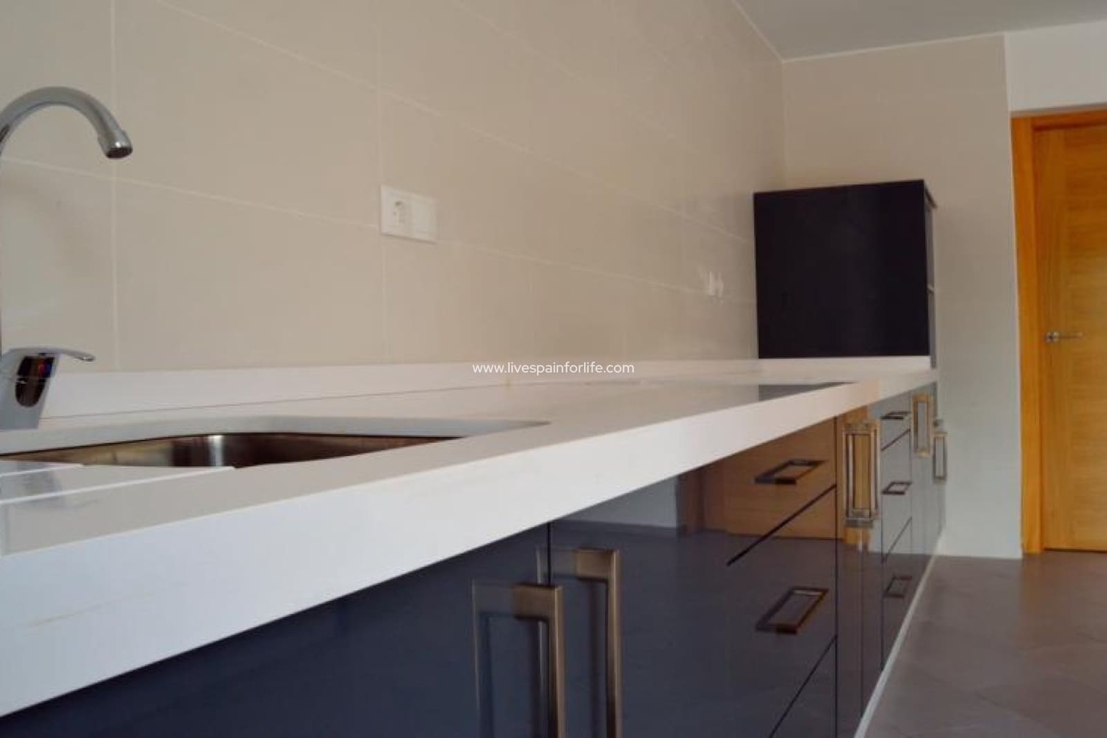 4 bedroom Villa for sale in Hondon de las Nieves with pool garage - € 350,000 (Ref: 9546937)