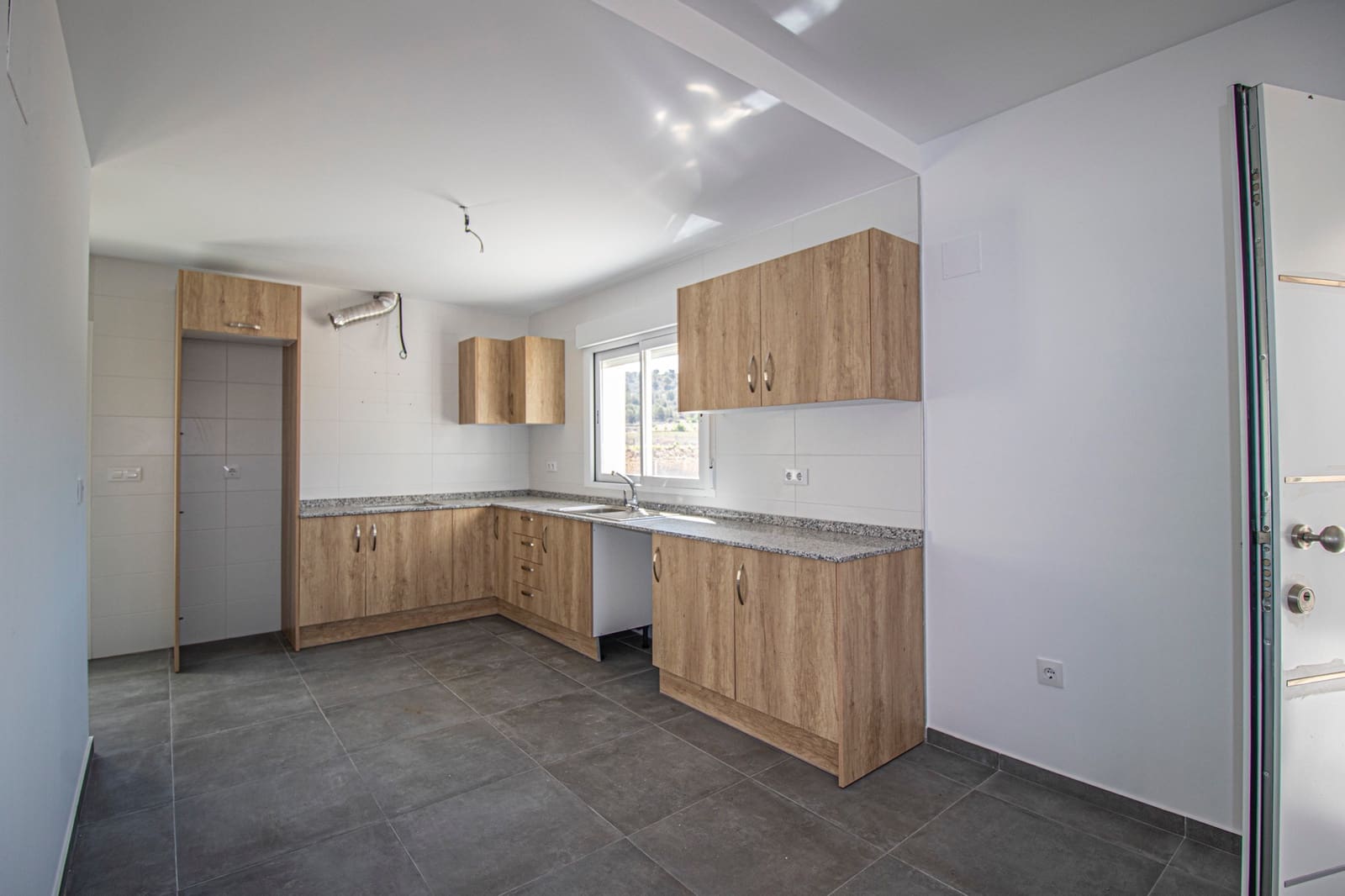 3 soveværelse Finca/Landehus til salg i Alicante by med swimmingpool - € 350.000 (Ref: 9547084)