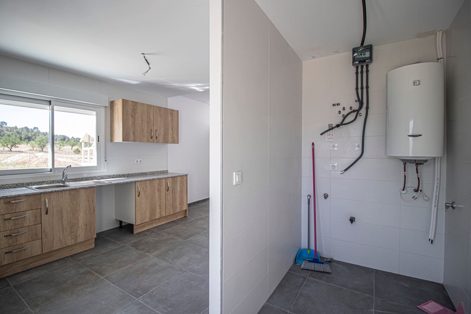 3 soveværelse Finca/Landehus til salg i Alicante by med swimmingpool - € 350.000 (Ref: 9547084)