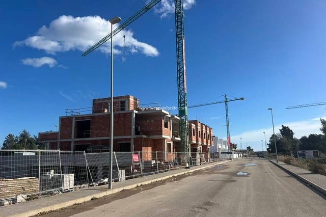 Chalet de 3 habitaciones en Alicante / Alacant ciudad en venta con piscina - 395.000 € (Ref: 9547095)