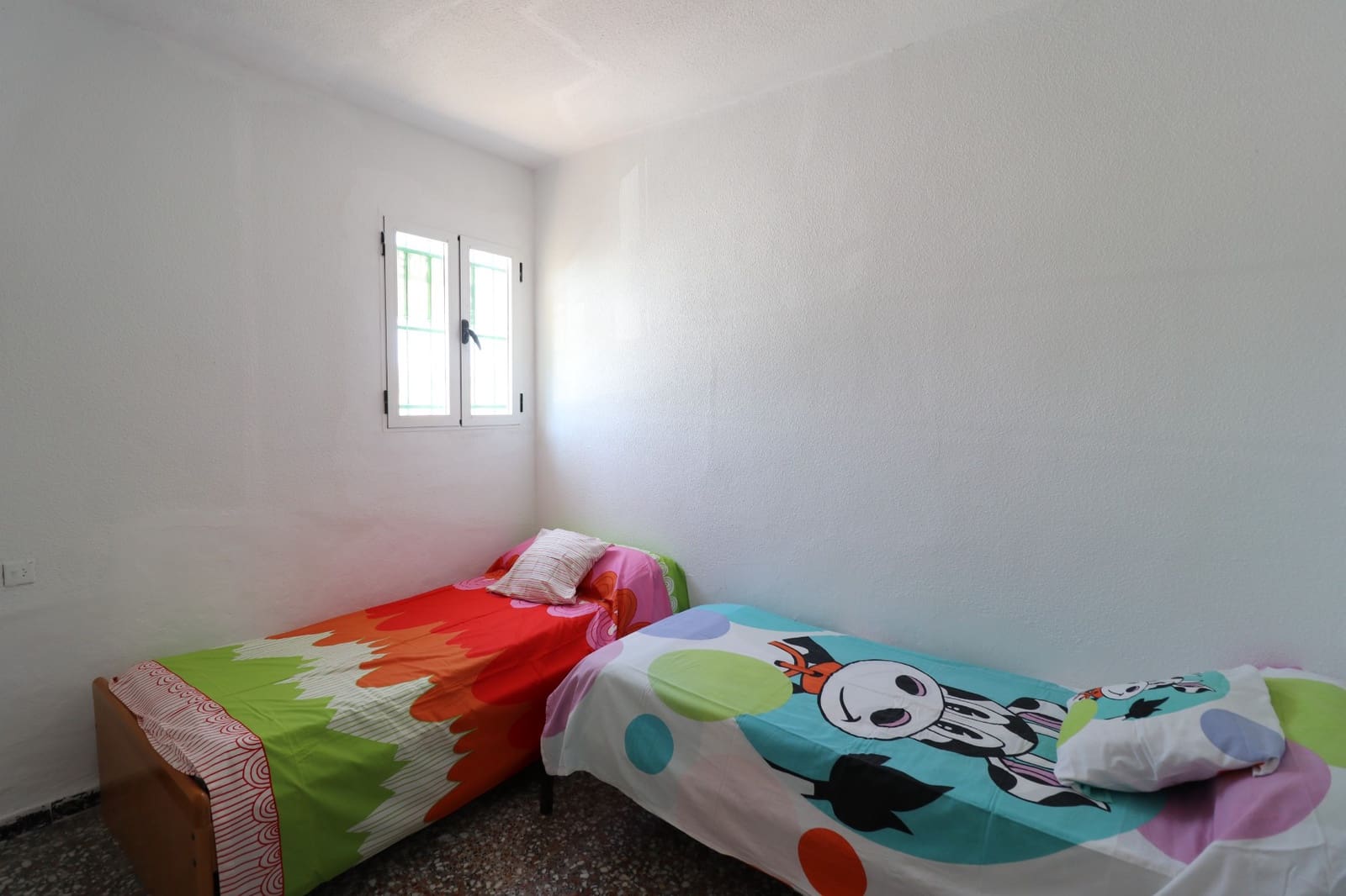 3 bedroom Finca/Country House for sale in Alicante / Alacant city with pool - € 179,000 (Ref: 9548551)