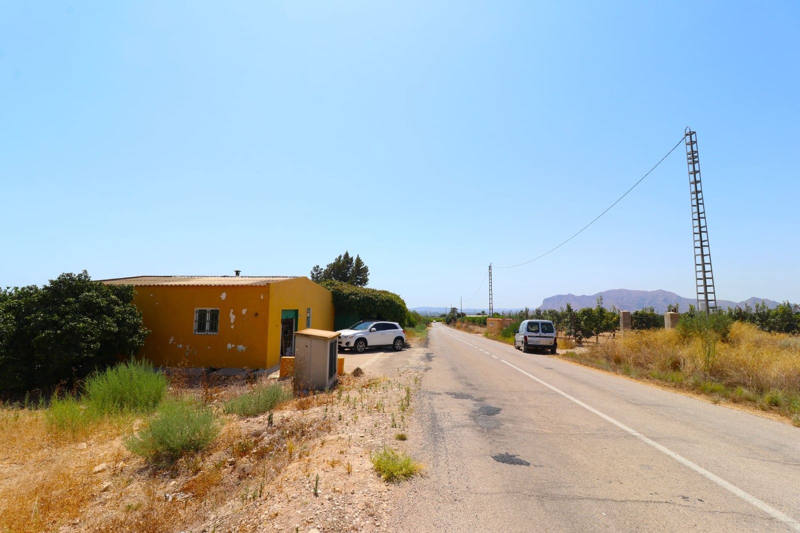 3 bedroom Finca/Country House for sale in Alicante / Alacant city with pool - € 179,000 (Ref: 9548551)