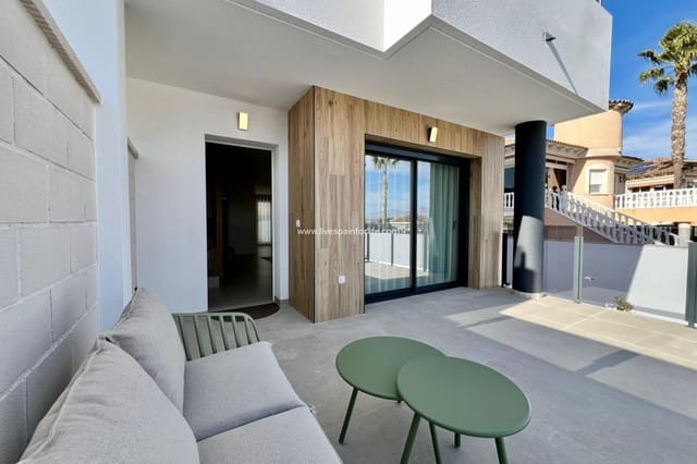 3 soverom Kjedet enebolig til salgs i Benferri med garasje - € 298 000 (Ref: 9548555)