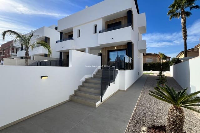 3 soverom Kjedet enebolig til salgs i Benferri med garasje - € 298 000 (Ref: 9548555)